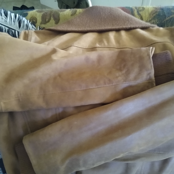 Make+Model - Picture 5 of 10